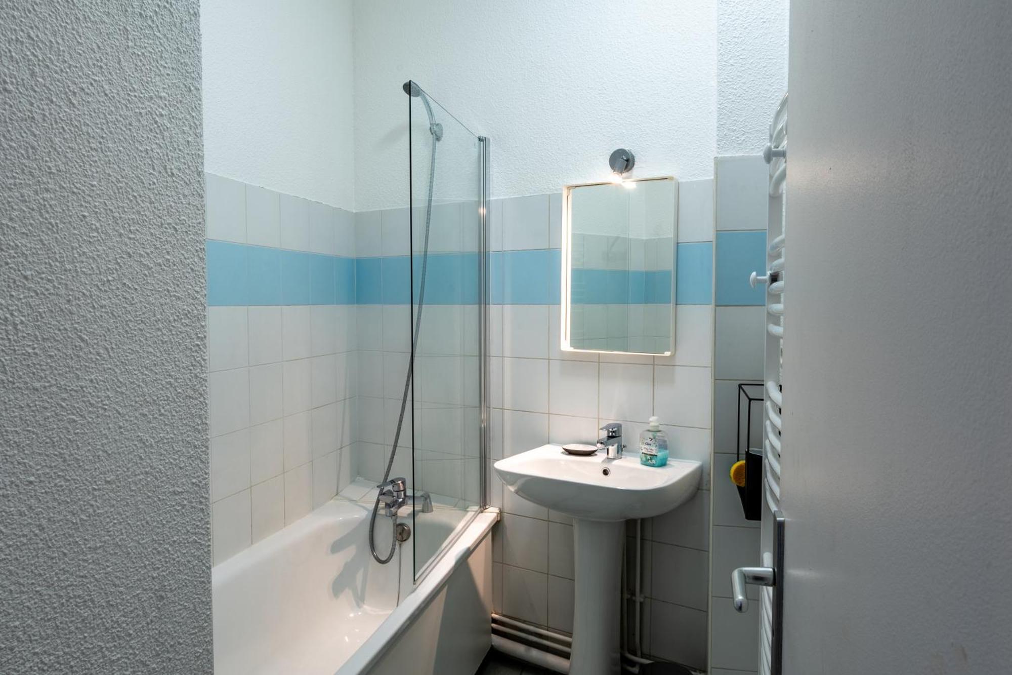 Residence Serenity - Hyper Centre - Bagagerie 卢德 客房 照片